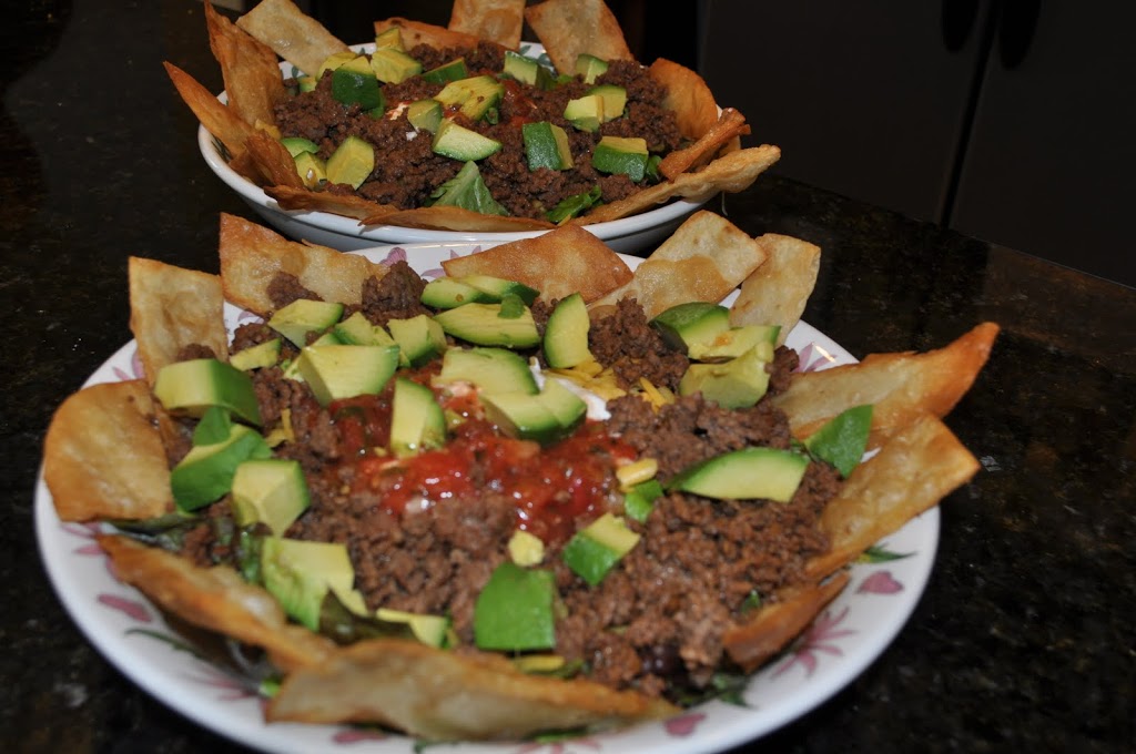 taco-salad-with-fried-flour-tortilla-strips-create-amazing-meals